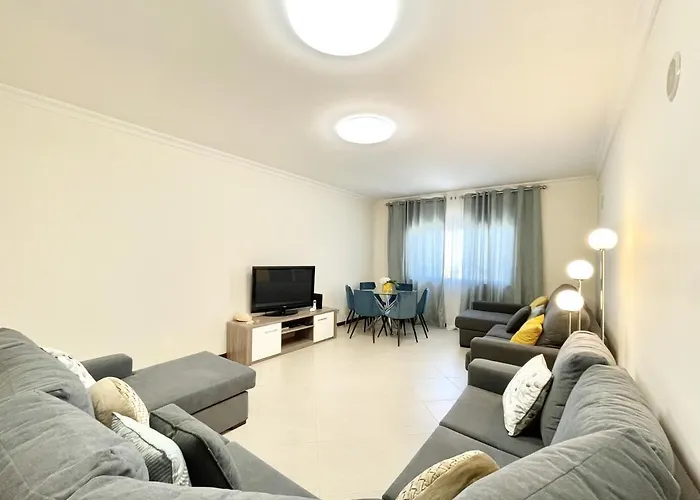 Miral 1 - 100m To The By Hd - Quarteira